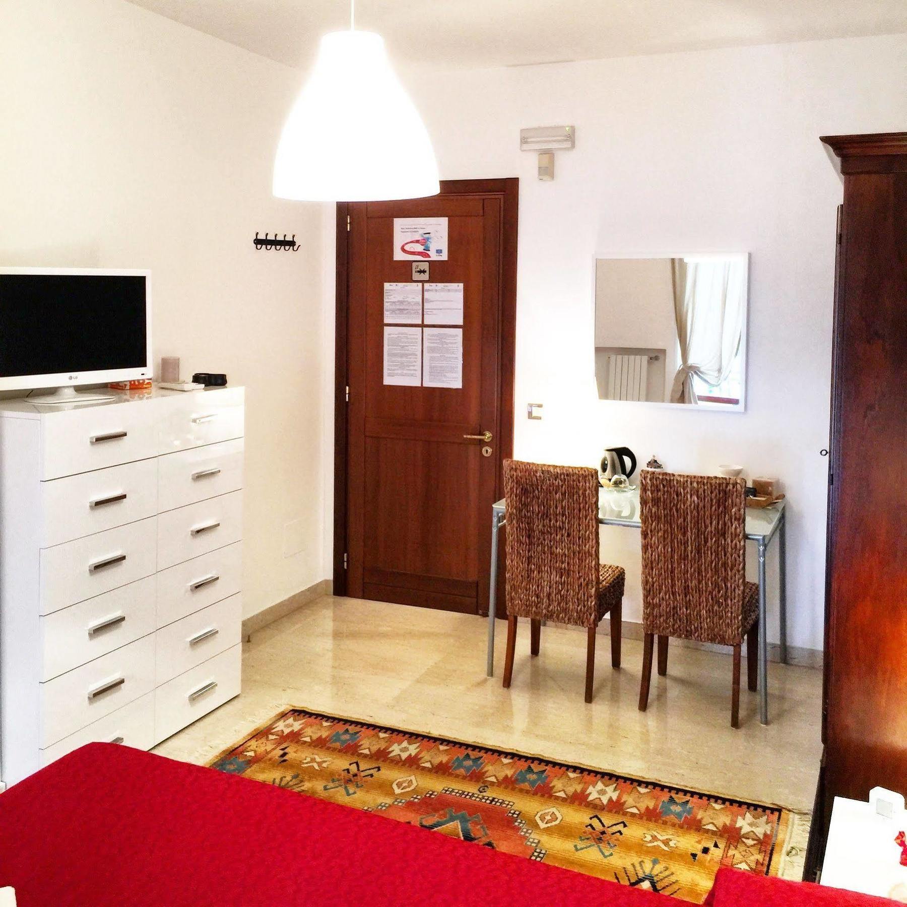 B&B Le Saline Tarent Zewnętrze zdjęcie
